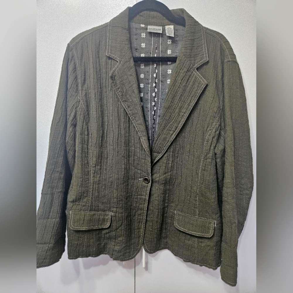 Chico's Blazer Woman's Size 3 in green